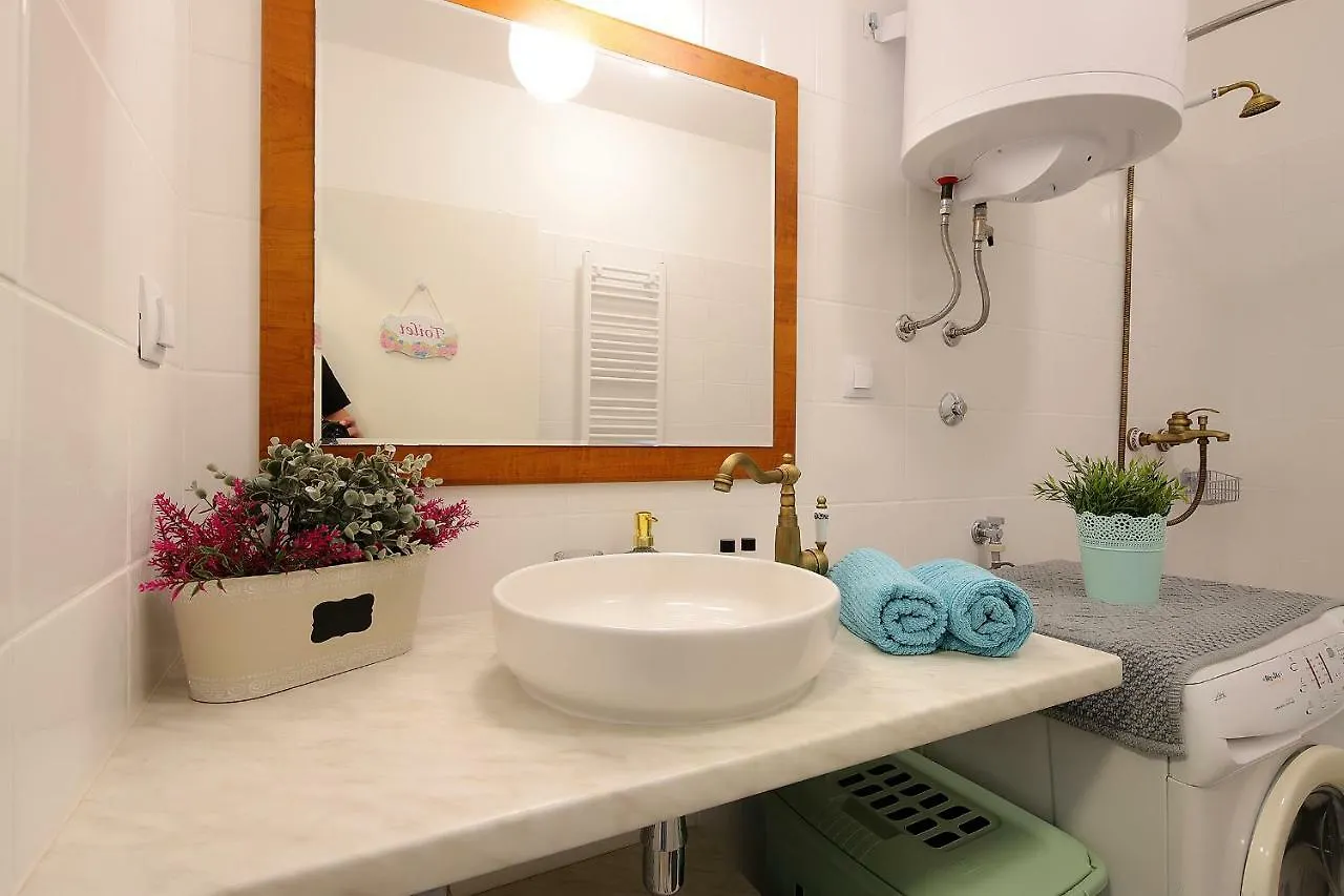 Studio Apartment Ada 2 Croatia